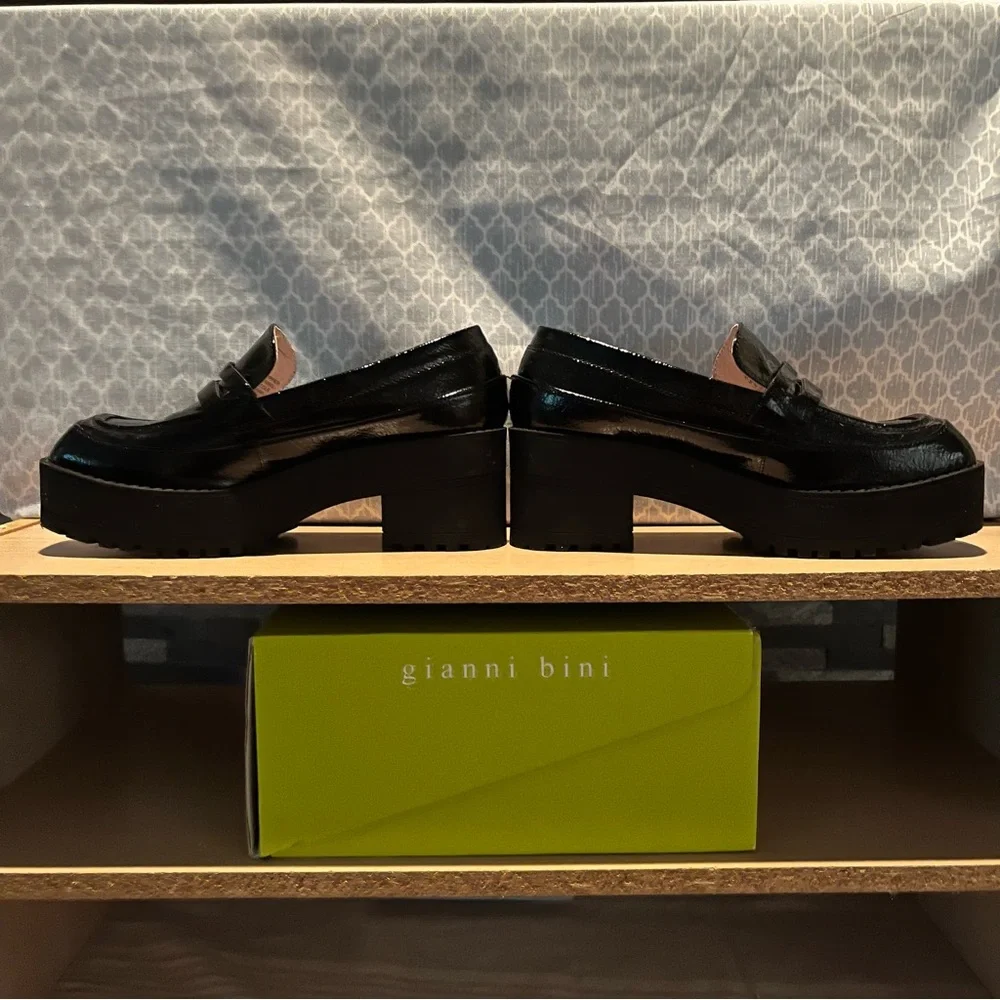 Gianni Bini AvivaTwo Patent Lug Sole Platform Loafers 🖤 - Picture 12 of 15
